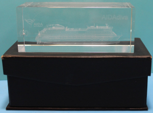 AIDAdiva Kreuzfahrtschiff als 3 D Laser Glasblock (1 St.)